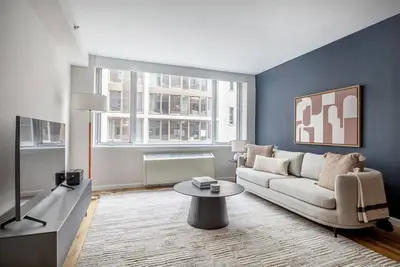 Image de Charming Chelsea 2br w/ Gym & Doorman, nr High Line, by Blueground