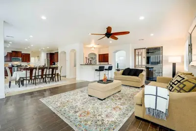 Image de Welcoming Surprise Home w/ Yard & Patio!