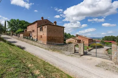 Image de Villa provinciale à Cortona avec piscine