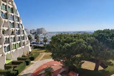 Image de Beau T2 au Port de La Grande Motte avec Parking Privé