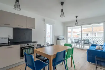 Image de Appartement Neuf 3* à 100m de l'Océan avec Piscine pour 8 Personnes - Ménage Inclus