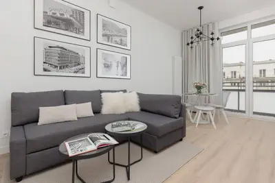 Image de Al. Jerozolimskie 29 | Trendy Apartment | Desk