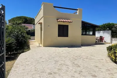 Image de Vacation home Andreina (the yellow)