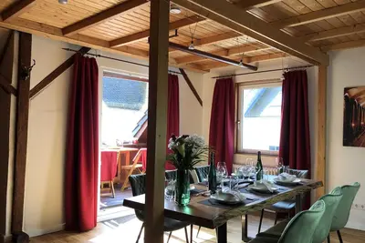Image de Holiday home Am Alten Stadttor in wine village of Ediger-Eller on the Moselle
