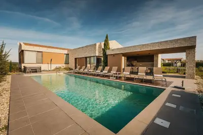 Image de Villa Vigneto near Novigrad for 15 persons with sea view and whirlpool