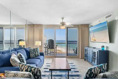 Image de Beach Front, Water Views, 3 Pools, Beach Bar