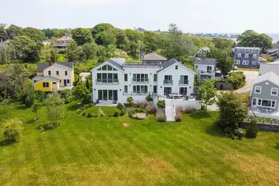 Image de Exquisite Waterfront Retreat - Lindsay