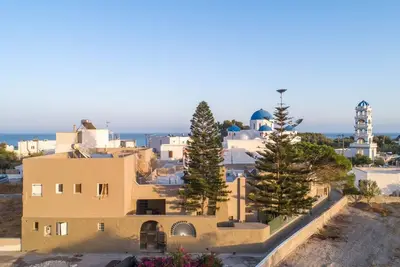 Image de Sabbia Calda Apartment 100 metters from black beach