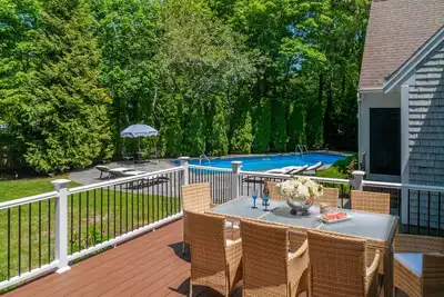 Image de Charming Osterville Home with Pool