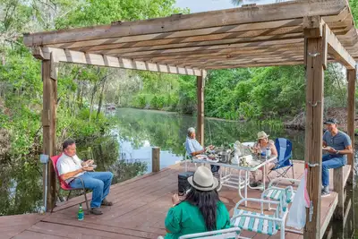 Image de Beautiful House, On the River, Kayaks, Large Dock