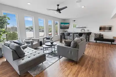 Image de The Bostwick Lake Resort in Rockford, Mi