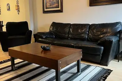 Image de Cute Townhome 9 min to Uptown, Queen & Full Beds+YoutubeTV+Redzn