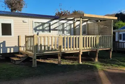 Image de Mobil-Home Grand confort 36m2 - 3 chambres (Type Trigano Evo35) +Lave vaisselle (Animaux Interdits) 6 personnes
