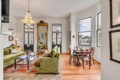 Image de The Manor by Guesthouse Charleston- Grand Immaculately Restored Historic Home in Downtown Charleston