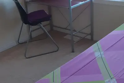 Image de Brantford Room shared New House