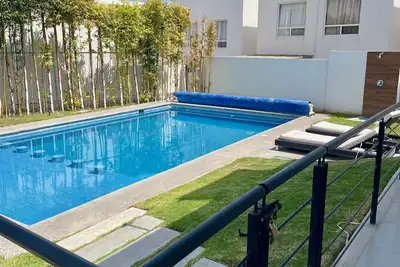 Image de Vacation in a house equipped with heated pool, tranquility and total comfort.