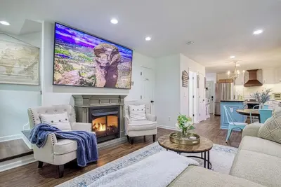 Image de King Branch Rd · 3br | Hot Tub | Dog Friendly | Wi-Fi | Games