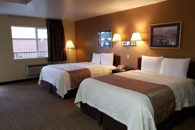 Image de Maximum Comfort! Comes with Free Breakfast & Parking, Pet-friendly Property!