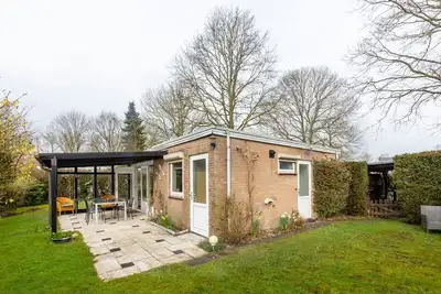 Image de Maison près de Veerse Meer avec jardin