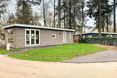 Image de âś“ Module Flat Roof at Bospark Ede âś“ Holiday home for 4 people âś“ Located in Ede (Gelderland) âś“ Holiday resort in the Veluwe region âś“ Book directly at the resort
