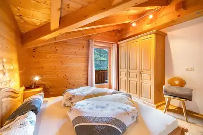 Image de Appartement de vacances Marschalkhof \"Sankt Helena\" avec vue sur les montagnes, balcon et Wi-Fi