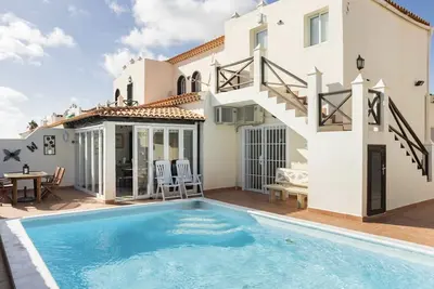 Image de Palm Villa with own pool overlooking golf course