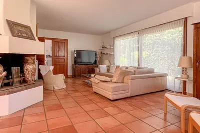 Image de Villa avec Piscine et Jardin pour 10 pers - 4 ch, proche plage