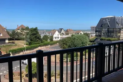 Image de Appartement 2 pièces avec balcon à deux pas de la plage, Wifi et parking