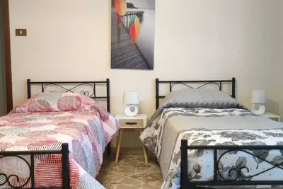 Image de Cozy, spacious and bright apartment, vacation home, 3 independent rooms