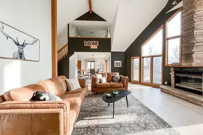 Image de Ravine Lodge | Winter Galena Getaway