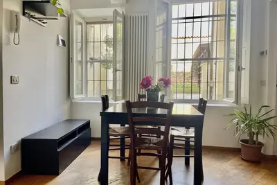 Image de Apartment that sleeps 4 a stone's throw from Parma Cathedral