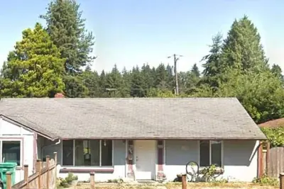 Image de Dog Friendly Cozy Remodeled Shoreline Rambler