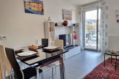 Image de 💛 Chez Lou et Dan, Appartement 4p avec balcon, ascenseur et parking privé
