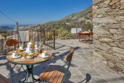 Casa Poggio, terrasse vue sur le Golfe de Saint-Florent