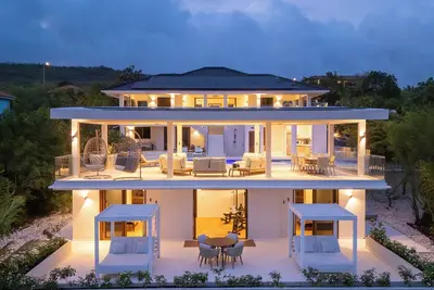 Image de Beautiful & modern villa with sea view, big terrace & private pool 🌴