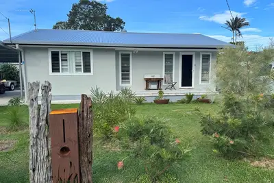 Image de Recently renovated 2 Bedroom cute cottage easy flat walk to Sawtell beach