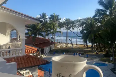 Beautiful oceanfront condo in famous surf area
