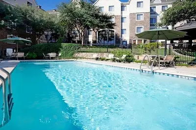 Image de Best Place to Stay in Austin! Free Breakfast, Outdoor Pool, Pets Allowed!