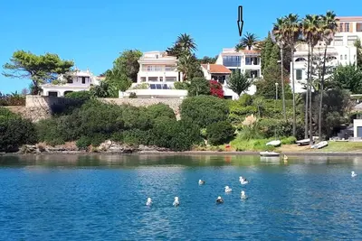 Image de Fantastic seafront villa- stunning sea views, steps to beach, private pool, bar.