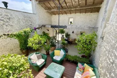 Image de Saint-Yzans-de-Médoc, La Maison Blanche - Gîte Evasion