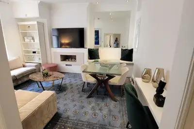 Image de Beautiful Flat in a central London brick building