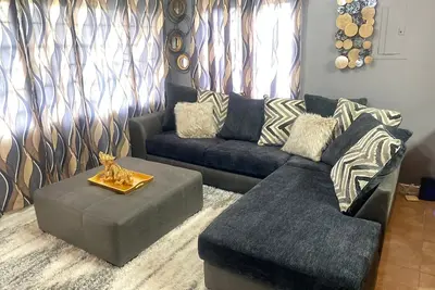 Image de Blissett Apt. Your Home Away From Home
