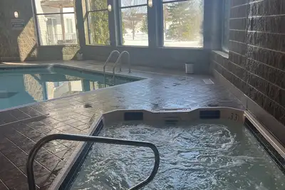 Image de Fgo apt Next to hospital! Cute cozy underground parking