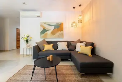 Image de Paradise by the pool  private 2 bedrooms fast internet