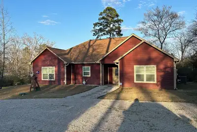 Image de Trinity River Front home with gorgeous views! Pet Friendly