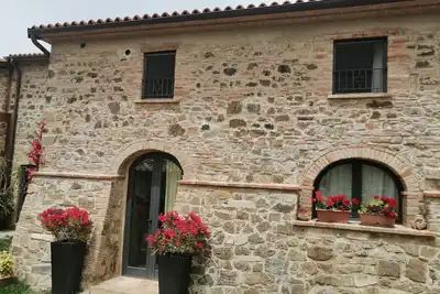 Image de Casale 800 entre Maremme et vald'Orcia, une fenêtre sur les collines de Brunello