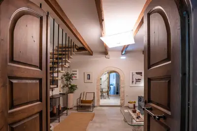 Casa Theros Maroylas