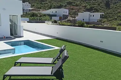 Image de Villa with private pool Mireyahome 2. Brand new!