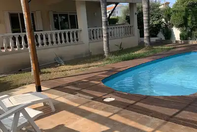 Image de Incredible house with pool and barbecue