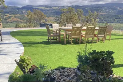 Image de Breathtaking vineyard views on private estate